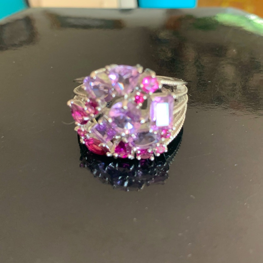 Beautiful silver and purple stones unique design size 7 I think